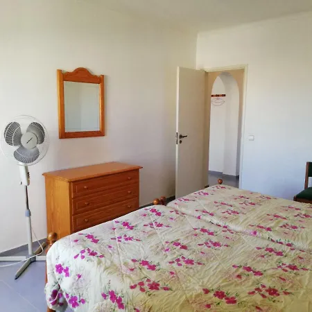 T1-praia Da Rocha-vila Rosa